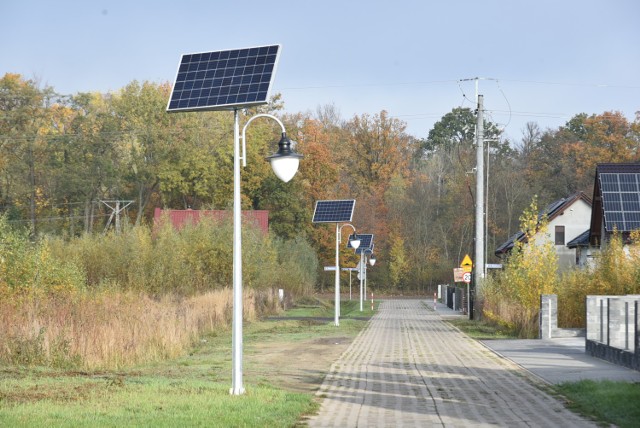 Lampy solarne uliczne zamontowane w gminie Opalenica.