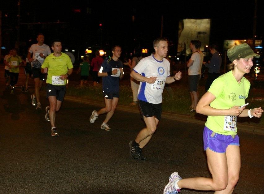 Nocny półmaraton we Wrocławiu - nielegalny