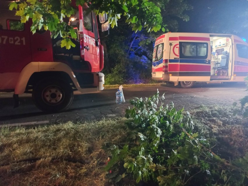 Nocna tragedia w gminie Kaźmierz. Jedna osoba nie żyje, cztery ranne