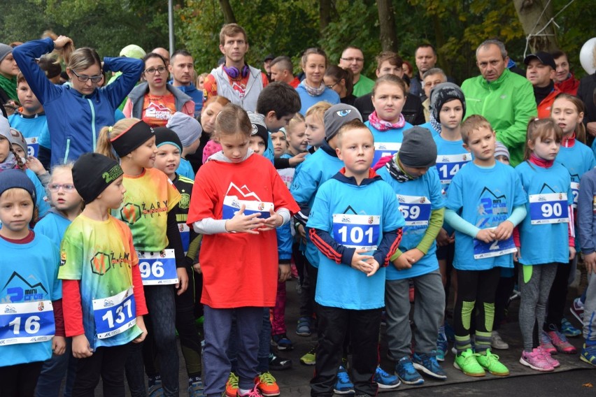 2. Cross Górski po Zielonym Lesie: Na starcie najmłodsi biegacze [DUŻO ZDJĘĆ]