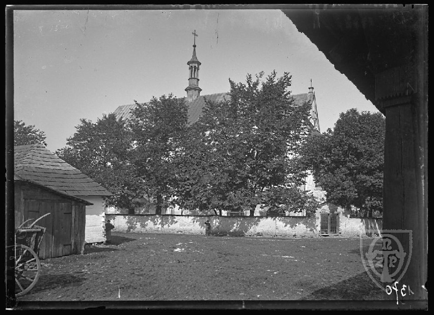 Kościół św. Katarzyny (lata 1905 - 1910)...