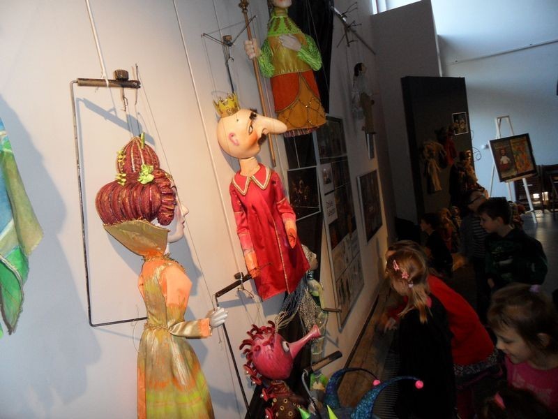 W Muzeum Miasta Jaworzna trwa wystawa lalek. Przyjdź zobacz marionetki, jawajki i kukiełki