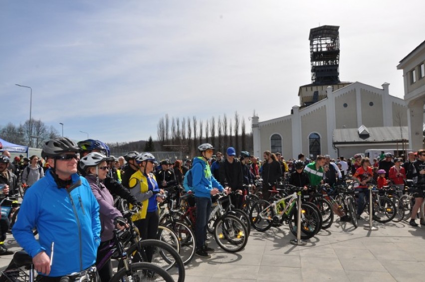 W Wałbrzychu w Starej Kopalni otwarto oficjalnie sezon rowerowy 2015