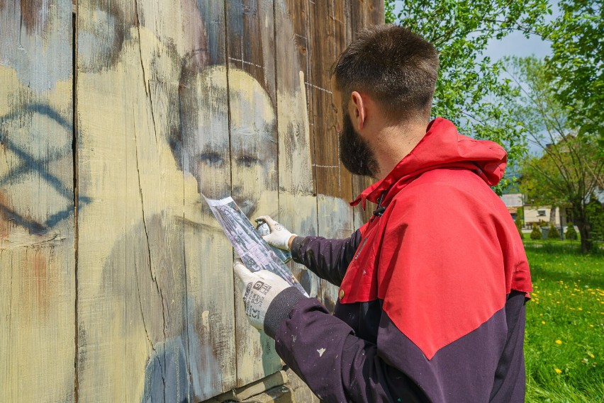 Florynka. Murale przywracają pamięć czyli nietypowa akcja Arkadiusza Andrejkowa [ZDJĘCIA]