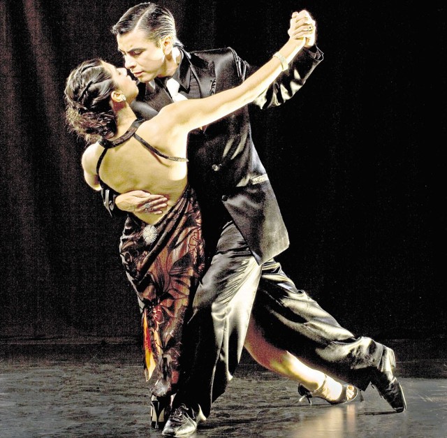 Tango zatańczą w Łodzi mistrzowie Roxana Suárez i Sebastián Achával (po lewej), zagra Orquesta Tipica El Afronte