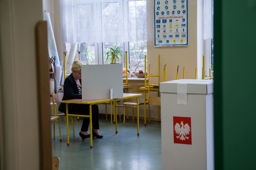 Wybory samorządowe 2014: Kraków głosuje w wyborach [ZDJĘCIA]