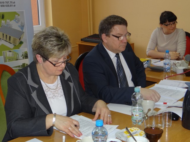 Radni Działoszyna przegłosowali uchwałę, która sprawi, że mieszkańcy będą musieli sięgnąć głębiej do portfeli