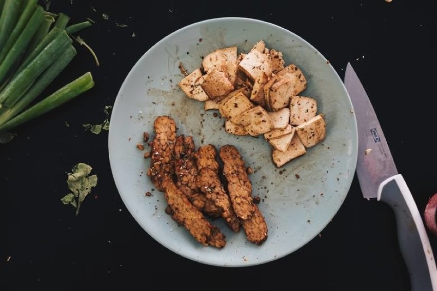 Fermentowane ziarna soi to drugi po tofu podstawowy...