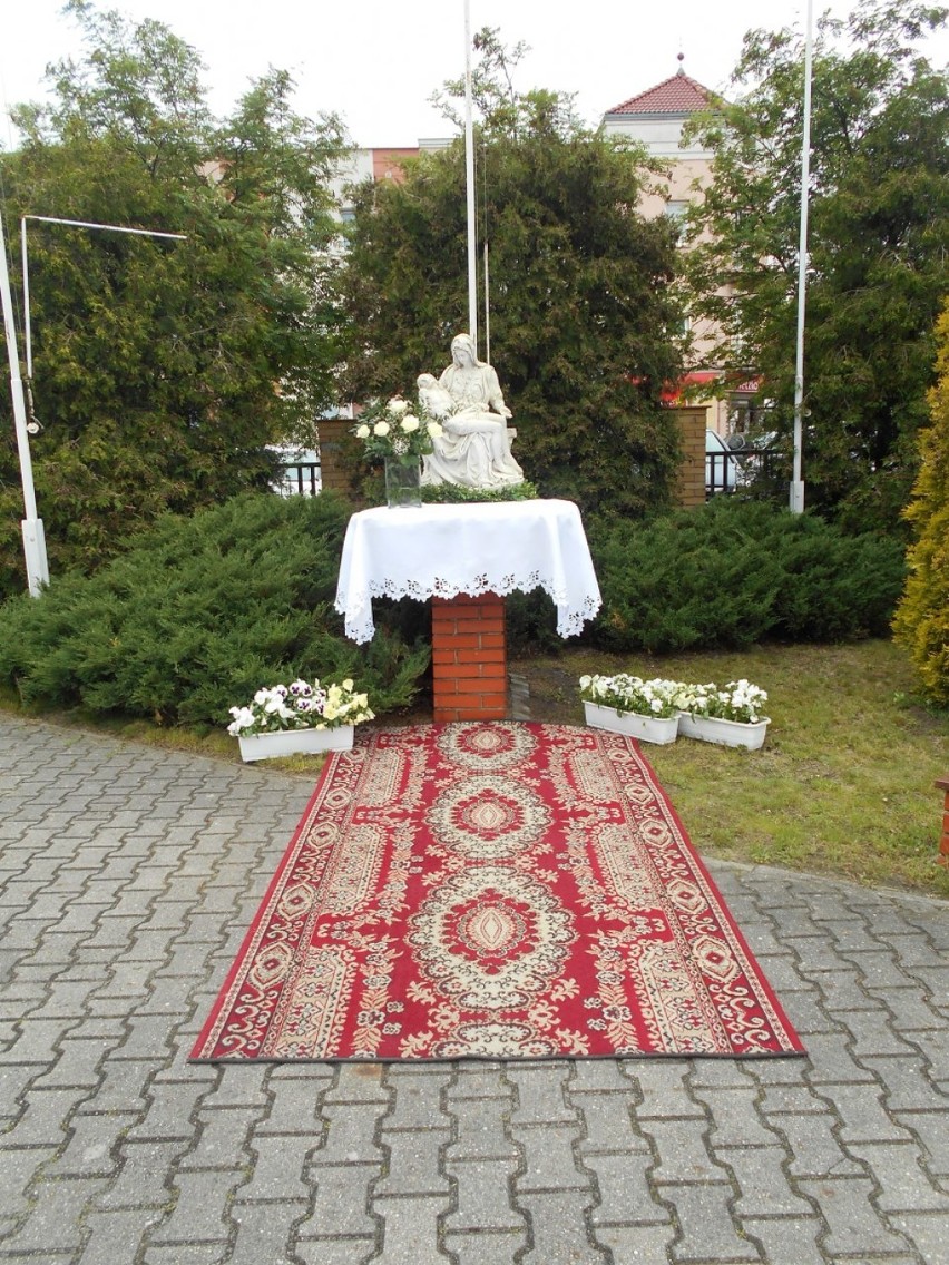 Najpiękniejsze ołtarze na Boże Ciało. W tym roku było ich mniej