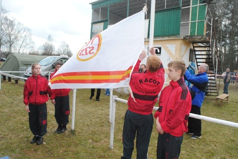 Wiosenne biegi przełajowe w Racocie zainaugurowały obchody Dni Olimpijczyka