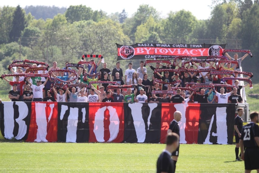 Drutex-Bytovia - Polonia Bytom 1:0. Zespół Pawła Janasa wciąż zajmuje pozycję lidera w tabeli 