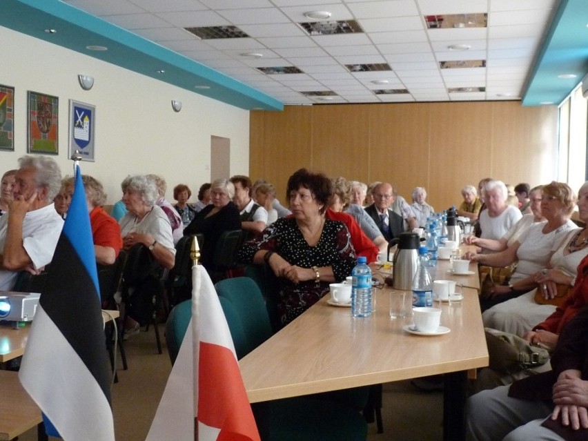 Estońscy seniorzy z wizytą w powiecie konińskim