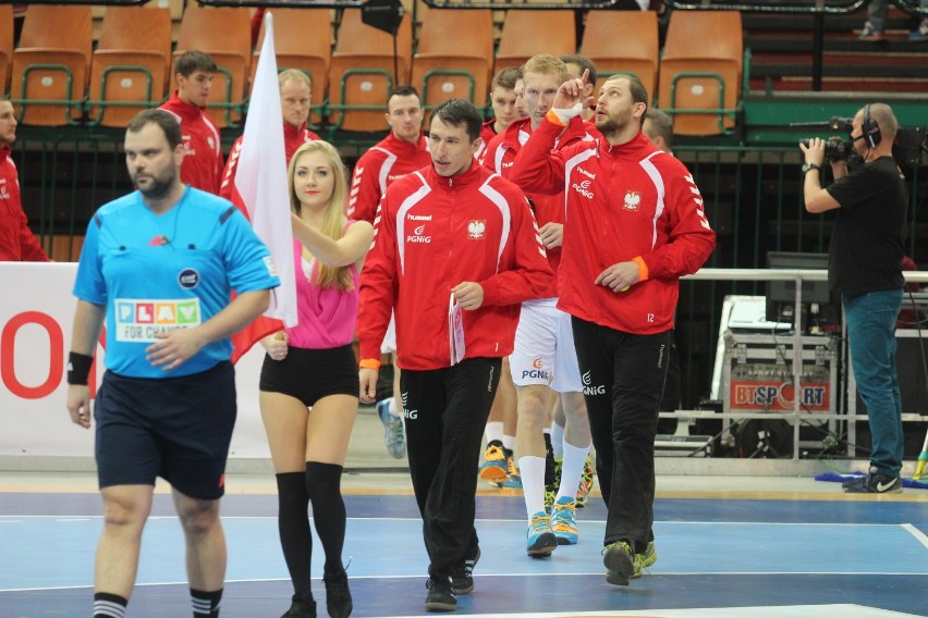 Piłka ręczna w Spodku: Christmas Cup. Polska - Słowacja 28:20 [ZDJĘCIA]