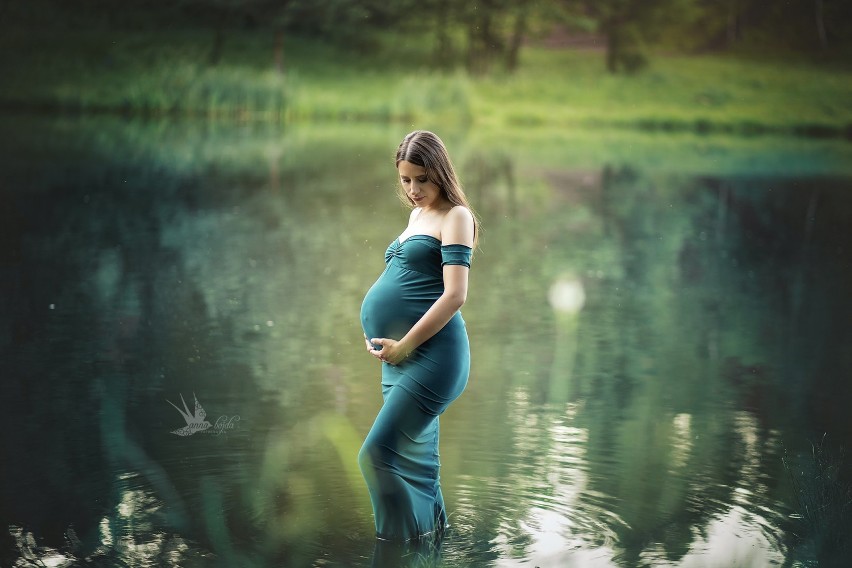 Dzieci i kobiety w ciąży na fotografiach