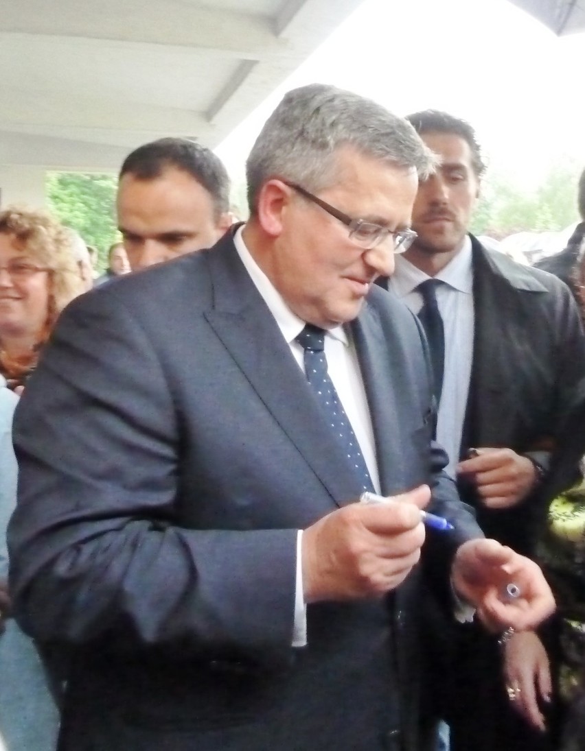 Prezydent Bronisław Komorowski w Pile. Odebrał Honorowe Obywatelstwo