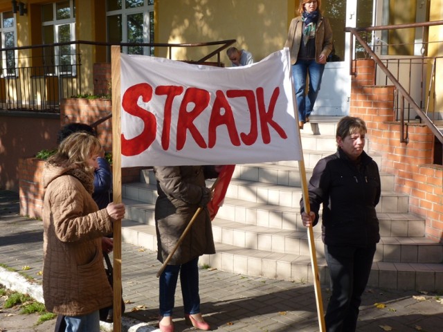 Strajk pracowników DPS w Radziechowicach pod Radomskiem