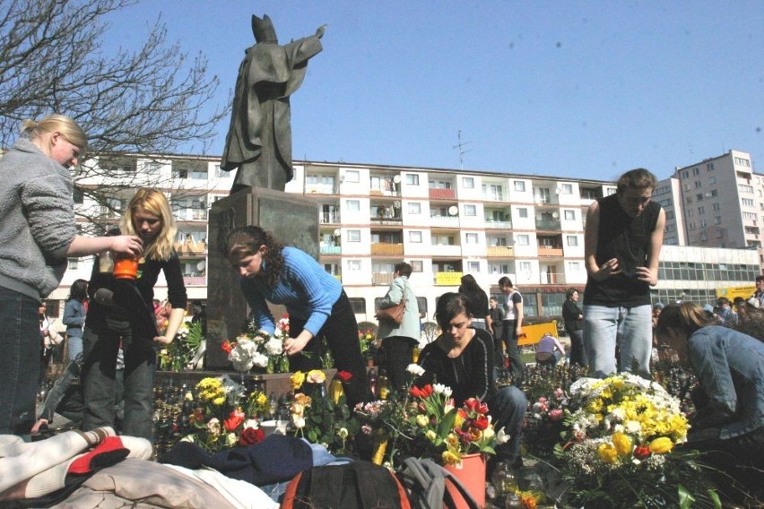 Tak Dolny Śląsk żegnał Papieża Polaka 2 kwietnia 2004 roku