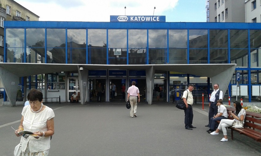 Dworzec na pl. OMP w Katowicach