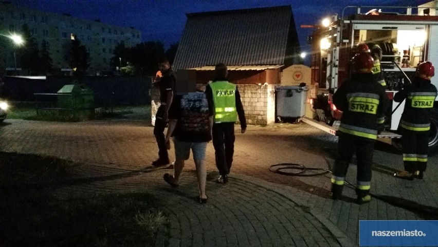 Niebezpieczna 29-latka z Włocławka podpala śmietniki i znieważa funkcjonariuszy. Mieszkańcy boją się o bezpieczeństwo [zdjęcia]