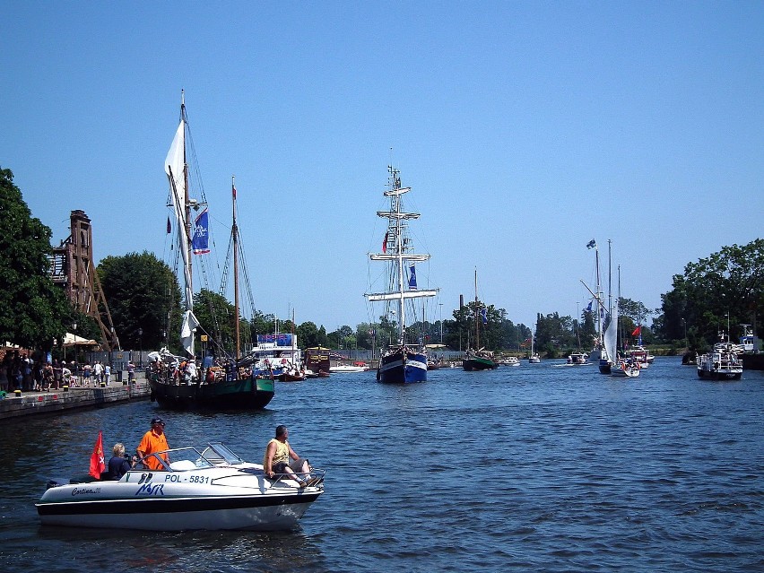 Kończy się święto żeglarzy Baltic Sail 2010 w Gdańsku - zobacz zdjęcia z regat na zatoce