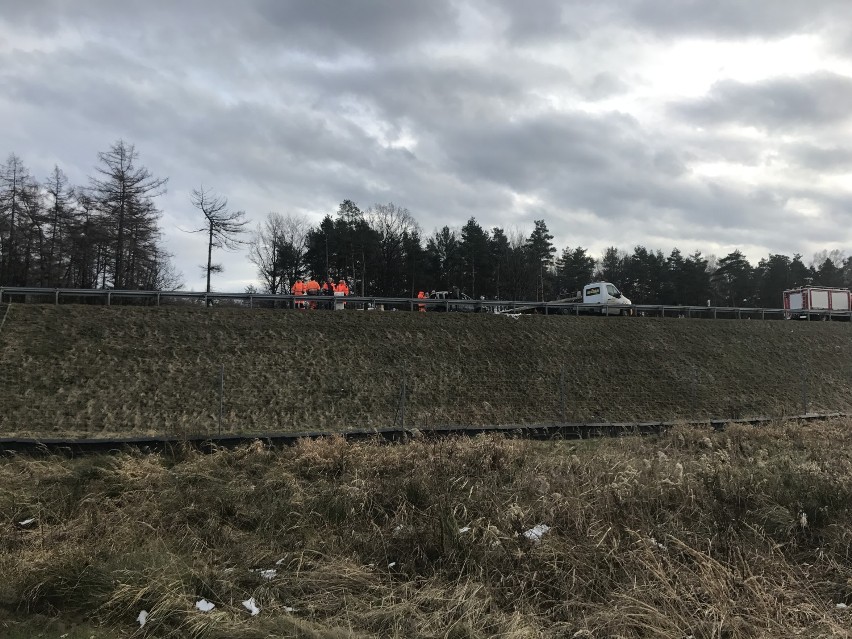 Pali się fiat na autostradzie A1 w Czerwionce