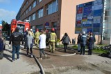 Pożar kuchni w budynku po dawnym ZWAR w Lęborku. Ewakuowało się 97 osób