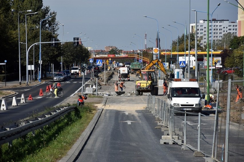 Przebudowa na alei Piłsudskiego w Legnicy [ZDJĘCIA]