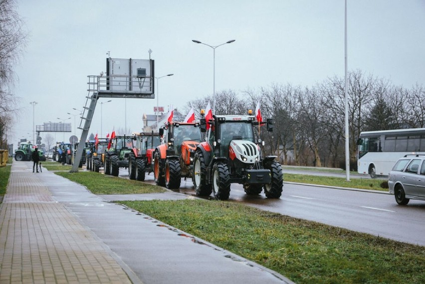 Przejazd protestujących rolników na trasie Boguchwała - Rzeszów [ZDJĘCIA]