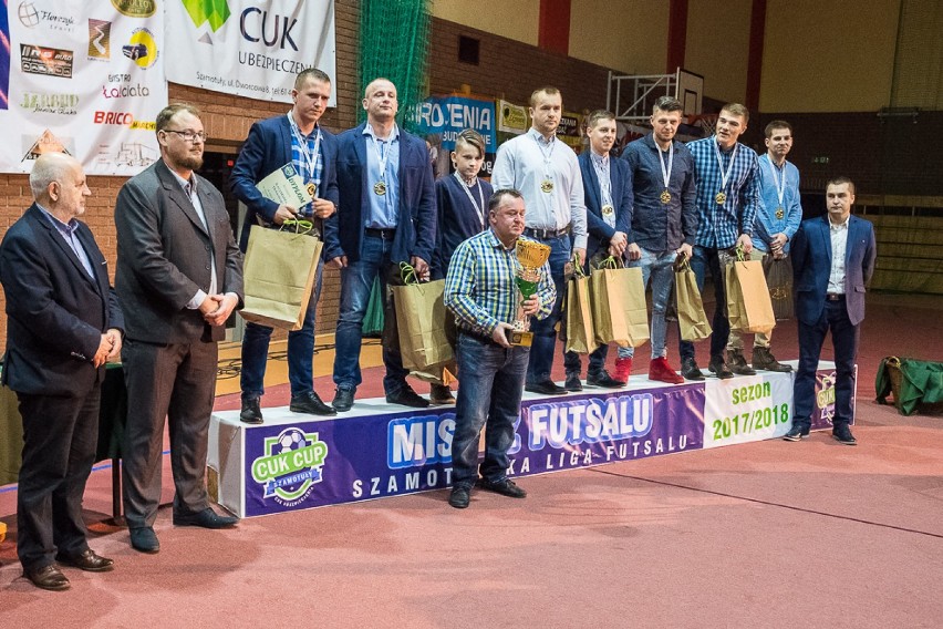 Z rozmachem podsumowano pierwszy sezon Szamotulskiej Ligi Futsalu CUK CUP