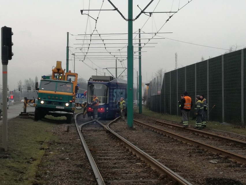 W Świętochłowicach wykoleił się tramwaj, ruch wstrzymany