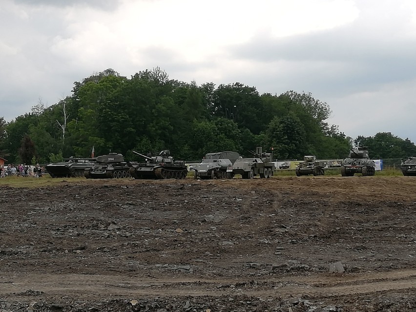 Operacja Południe 2019. Zobacz ZDJĘCIA z drugiego dnia! Efektowne pokazy i prezentacja pojazdów militarnych na terenach ZIAD-u