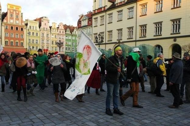 Wrocław: Protestowali przeciwko GMO (ZDJĘCIA)