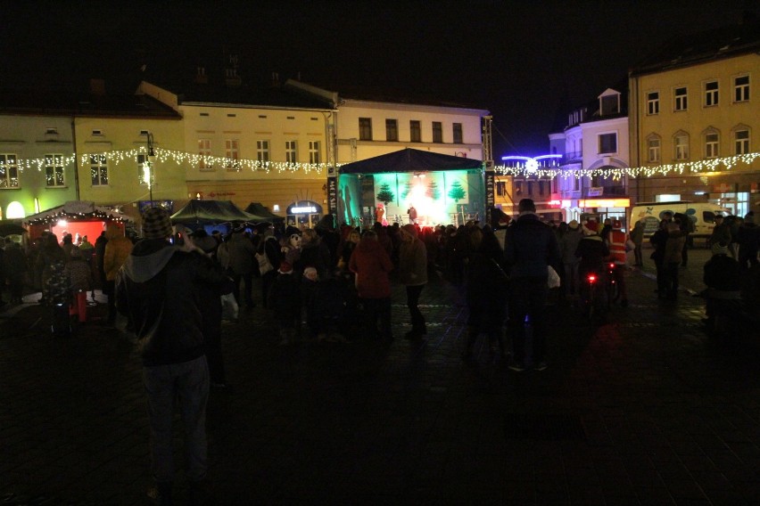 Chrzanów. Św. Mikołaj pojawił się z opóźnieniem [ZDJĘCIA] 