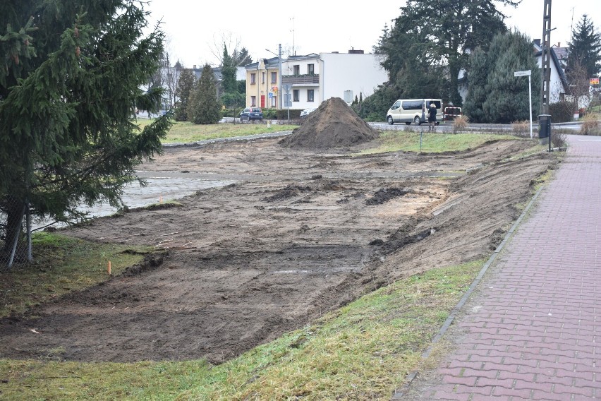 Rozpoczęły się prace przy budowie ronda w Wolsztynie - czy poruszanie się po mieście będzie jeszcze bardziej utrudnione?