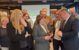 Minister zdrowia Izabela Leszczyna spotkała się w Radomsku z działaczami Koalicji Obywatelskiej. FILM, ZDJĘCIA