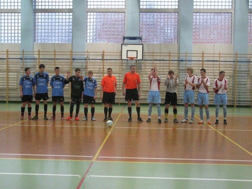 Eliminacje do Finałów Mistrzostw Polski w futsalu U16. Błękitni Kmiecin walczą o awans