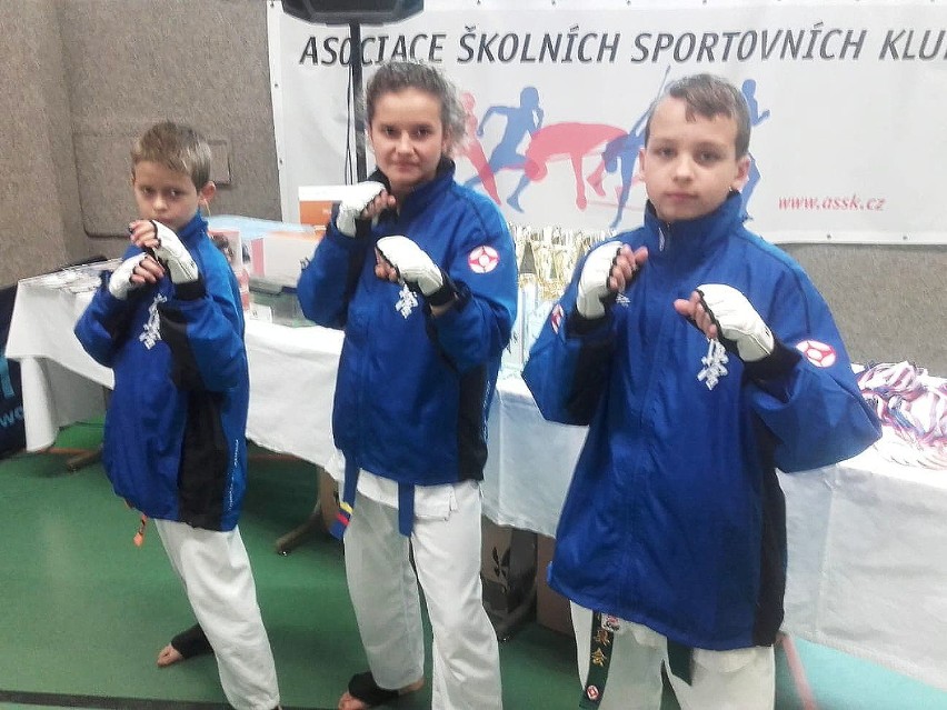 Mistrzostwa Czech kyokushinkai karate, legniczanie z medalami [ZDJĘCIA]
