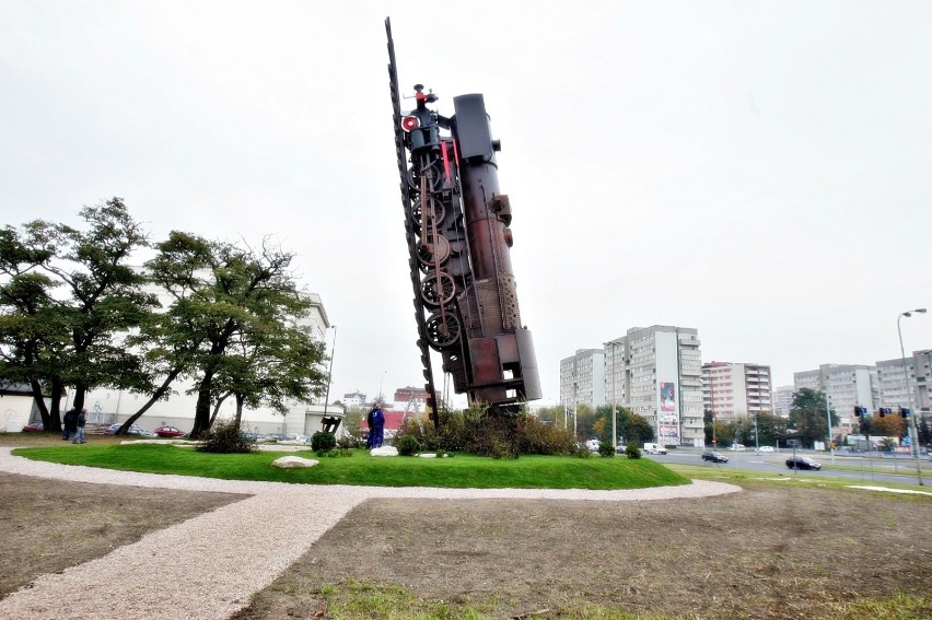 Rzeźba Pociąg do Nieba