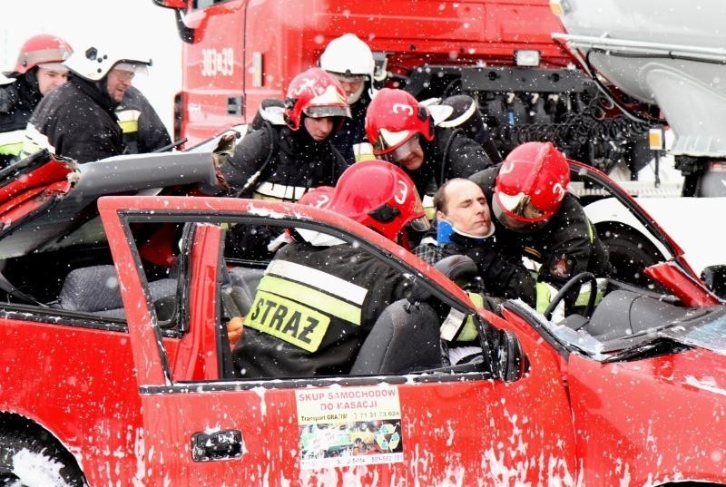 Upozorowali wypadek na wschodniej obwodnicy Wrocławia (ZDĘCIA)