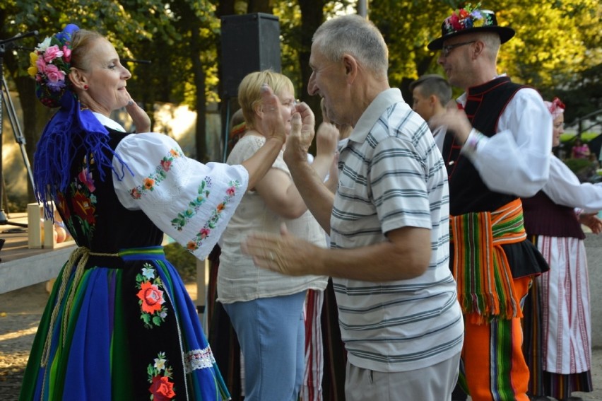 Bełchatów. Letnie Koncerty ze Stypendystami na placu Narutowicza