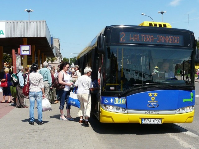 Czy pasażerowie będą płacić więcej za przejazdy pabianickimi autobusami? Wszystko zależy od Rady Miejskiej.
