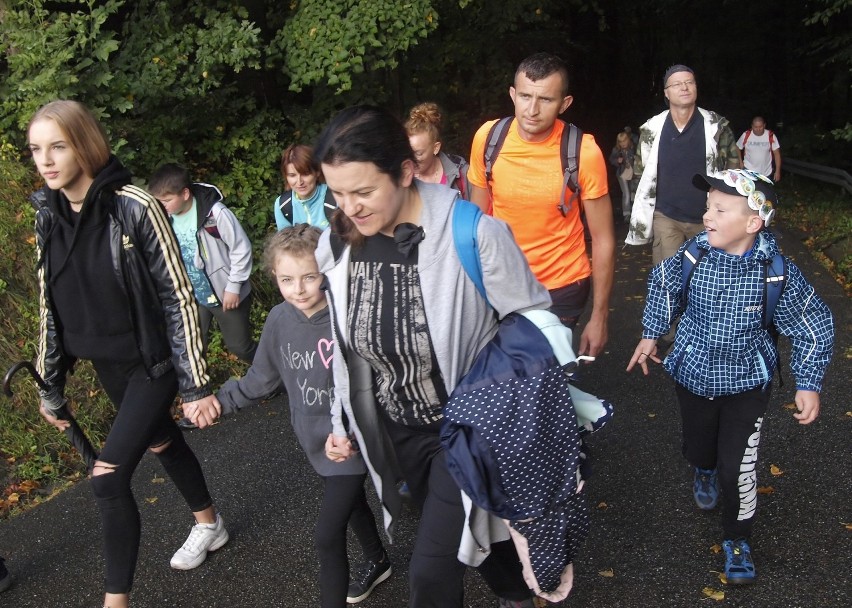 Limanowa. Finał akcji na Miejskiej Górze. Turyści zakończyli wędrówki po beskidzkich szlakach