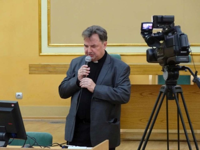 Wykład o gender wygłosi ksiądz Paweł Bortkiewicz