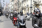 Otwarcie sezonu motocyklowego w Łodzi. Ścigacze, choppery, crossy i quady. Tysiące motocyklistów przejechało przez miast