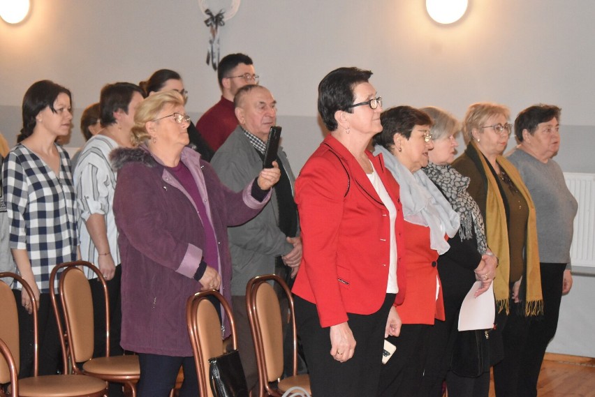 "Patriotyczne Śpiewanie" w Gminnym Ośrodku Kultury w Choczu