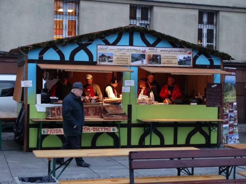 Rudzki kiermasz świąteczny na placu Jana Pawła II już trwa [FOTO]