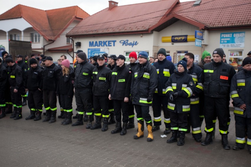 Borzęcin. Poszukiwania Grażyny Kuliszewskiej z udziałem mieszkańców, strażaków i policji - zobacz zdjęcia z akcji