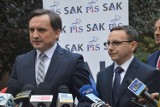 Wybory parlamentarne 2019. Minister Zbigniew Ziobro wsparł w Tarnowie Piotra Saka [ZDJĘCIA]