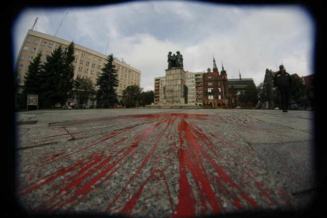 Stalinowski pomnik w Legnicy w końcu zniknie?