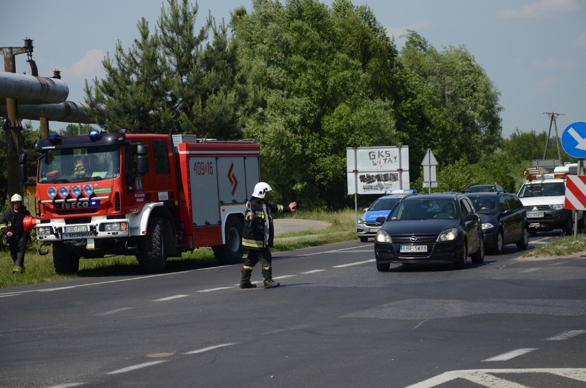 Groźny wypadek na skrzyżowaniu w pobliżu Oleśnika. Zderzyły się trzy samochody [ZDJĘCIA]